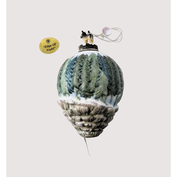 Call of the Wilderness Ornament Edge of Night by Kevin Daniel 2000 Bradford - Picture 5 of 5